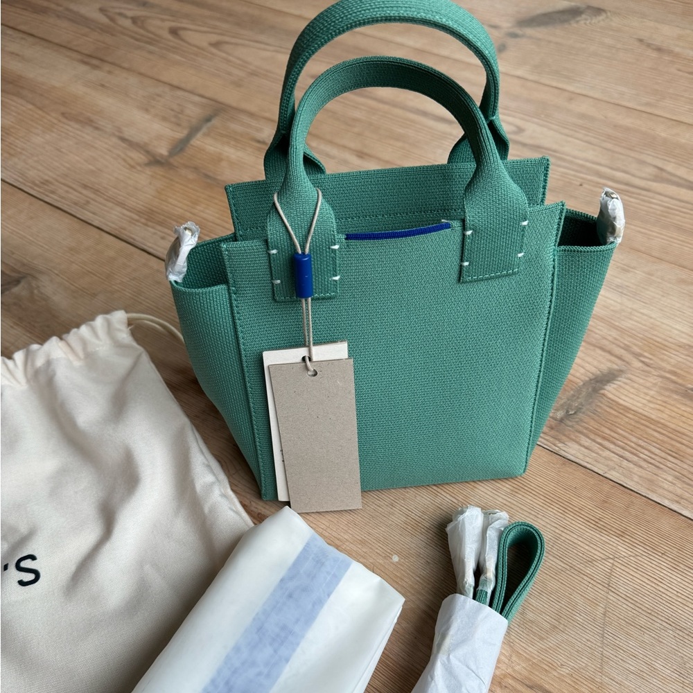 Brand New Rothy’s Mini Handbag in Juniper (retired color)